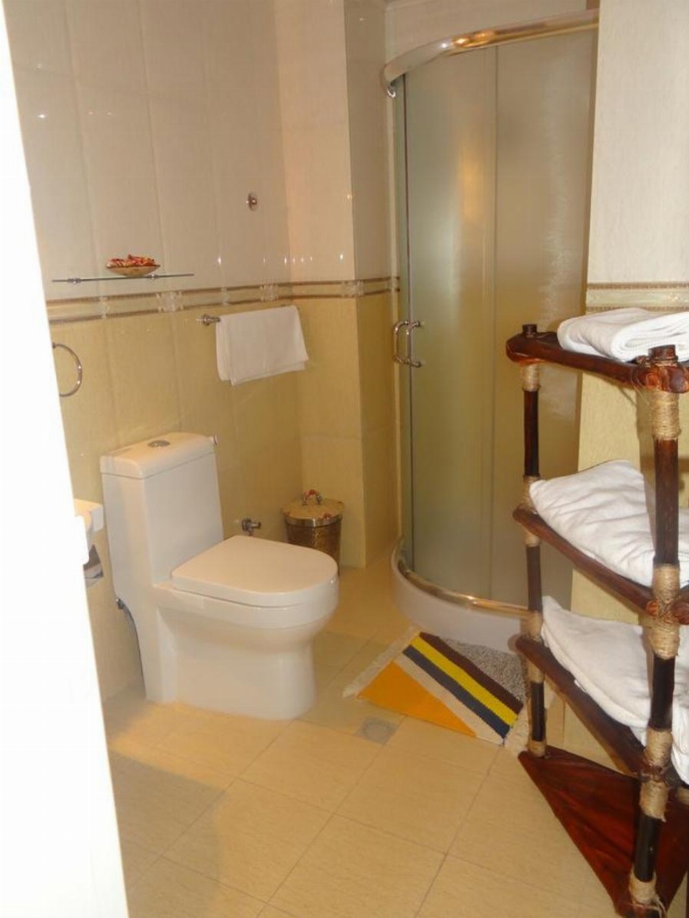 Zeist Lodge Image 17