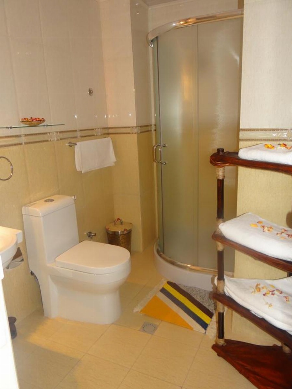 Zeist Lodge Image 18