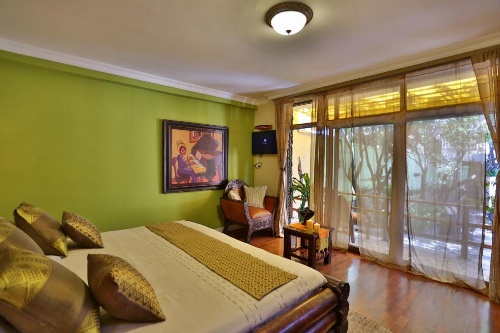 Zeist Lodge image 9